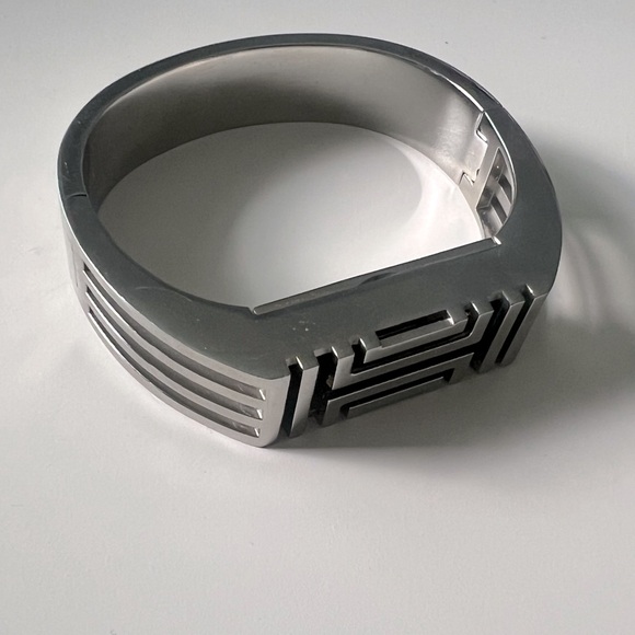 Tory Burch FitBit Bracelet Silver - Picture 2 of 8